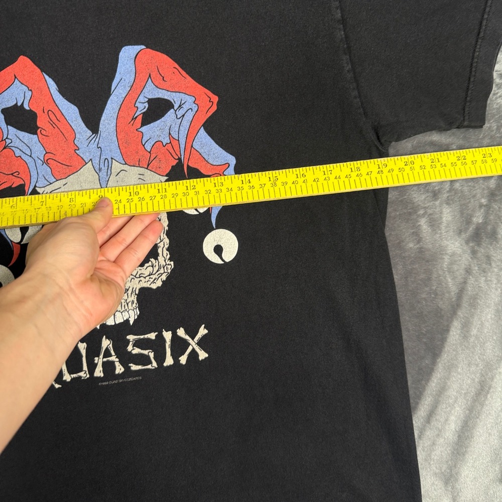 Quasix Graphic T-Shirt Mens Medium Black Jester Skull Vintage 1993 Skateboards - Picture 5 of 6